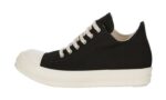 Milk Black Low Sneaker